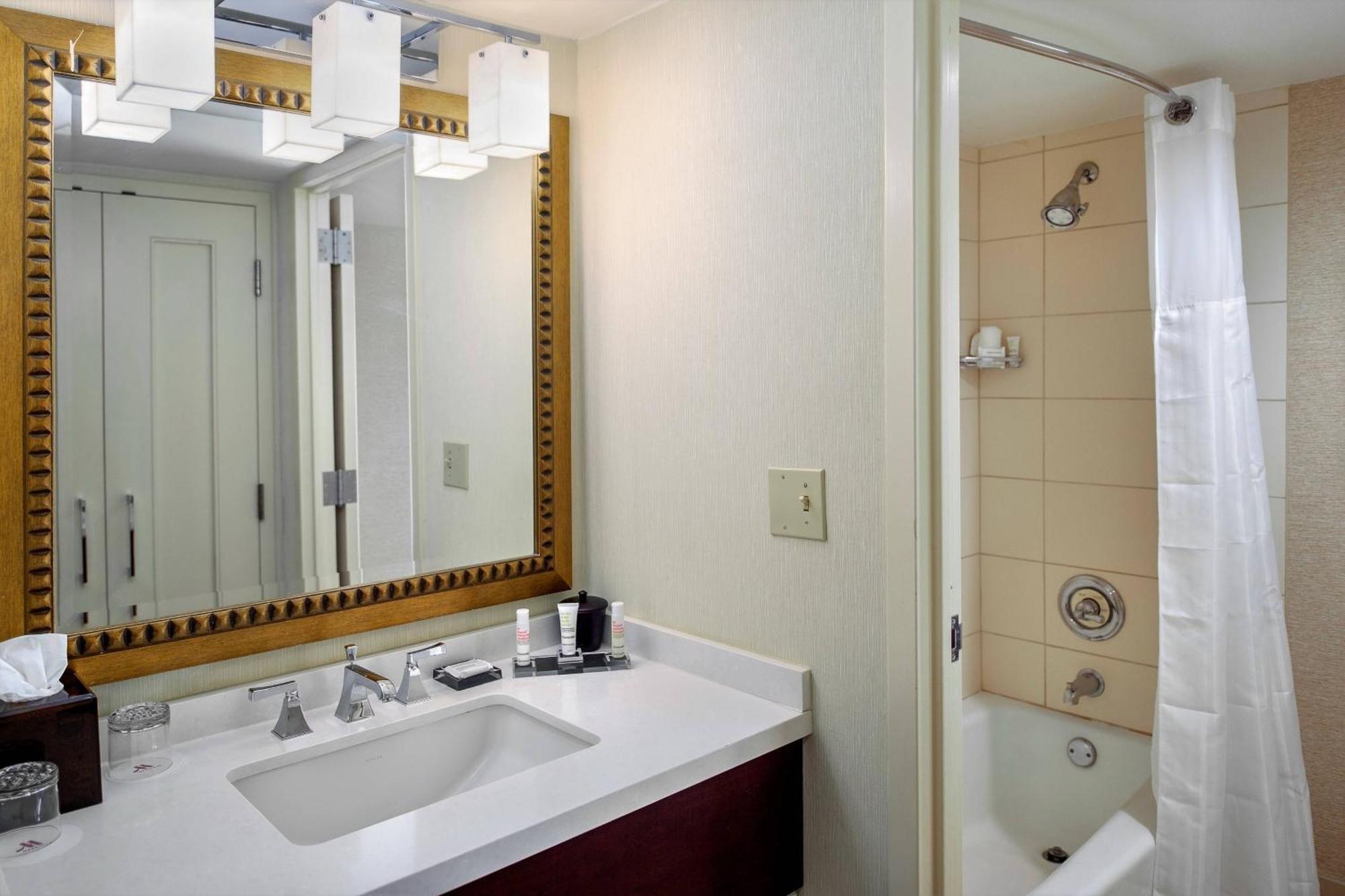 Marriott St. Louis West Otel Chesterfield Dış mekan fotoğraf